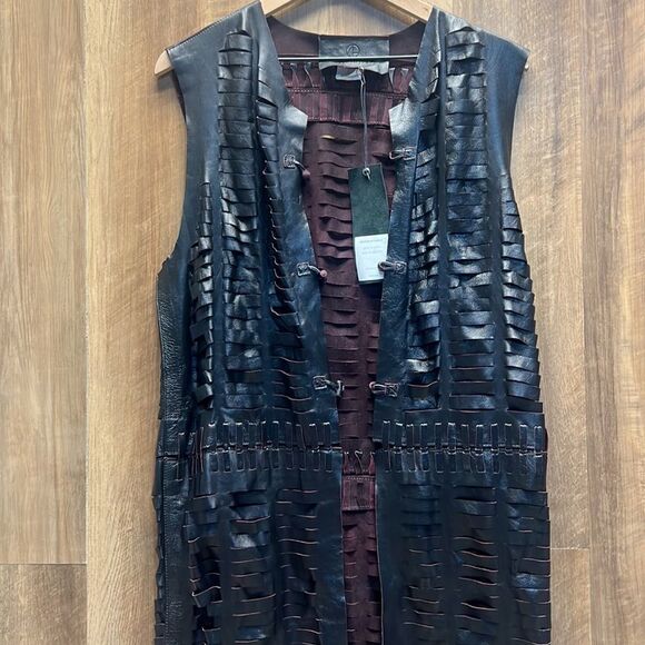 ANDREA LANDA - Sade Maxi-Vest - Picture 6 of 9